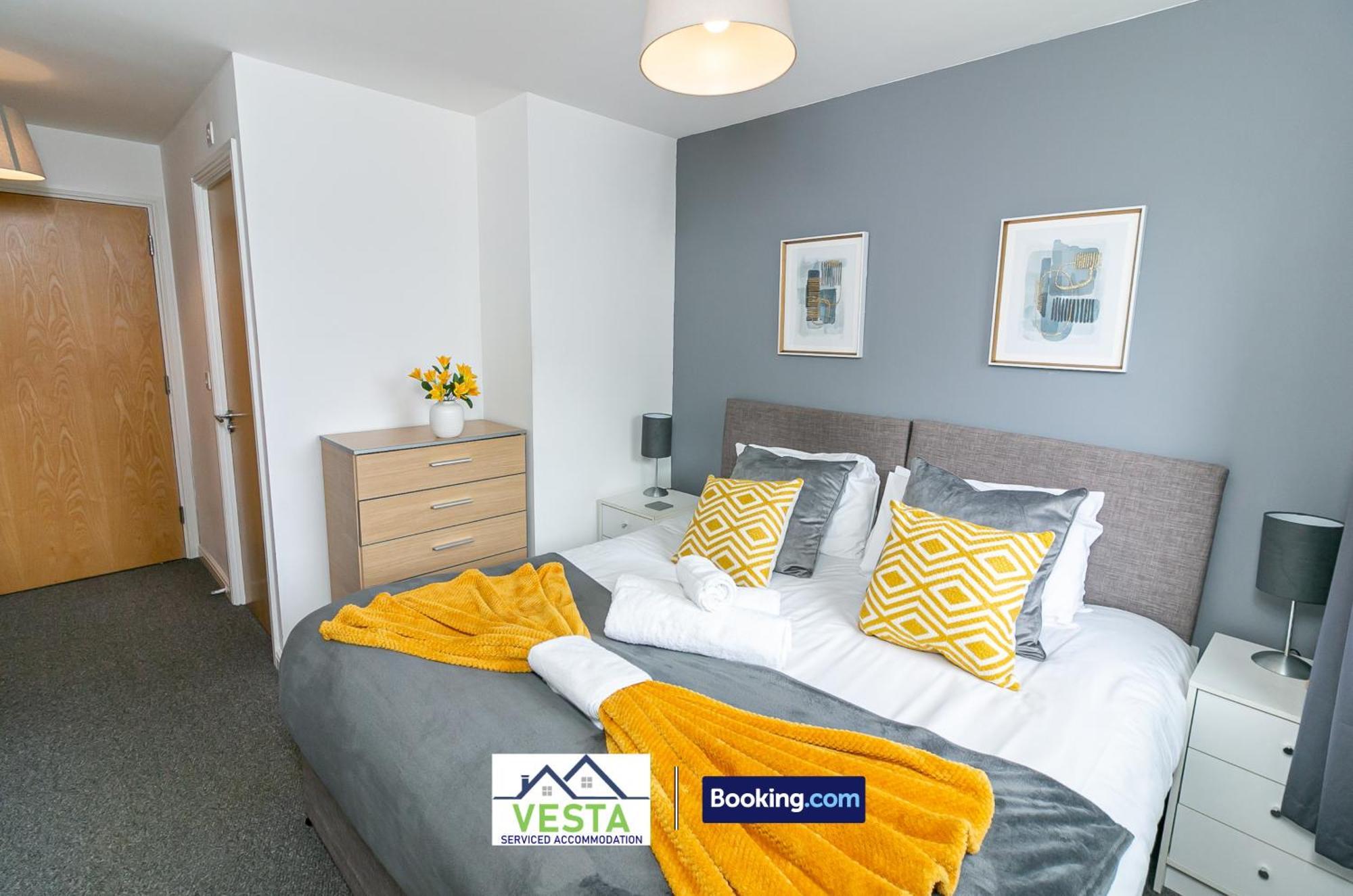 Two Bedrooms Apartment By Vesta Serviced Accommodation & Short Lets Hatfield With Free Wifi Kültér fotó
