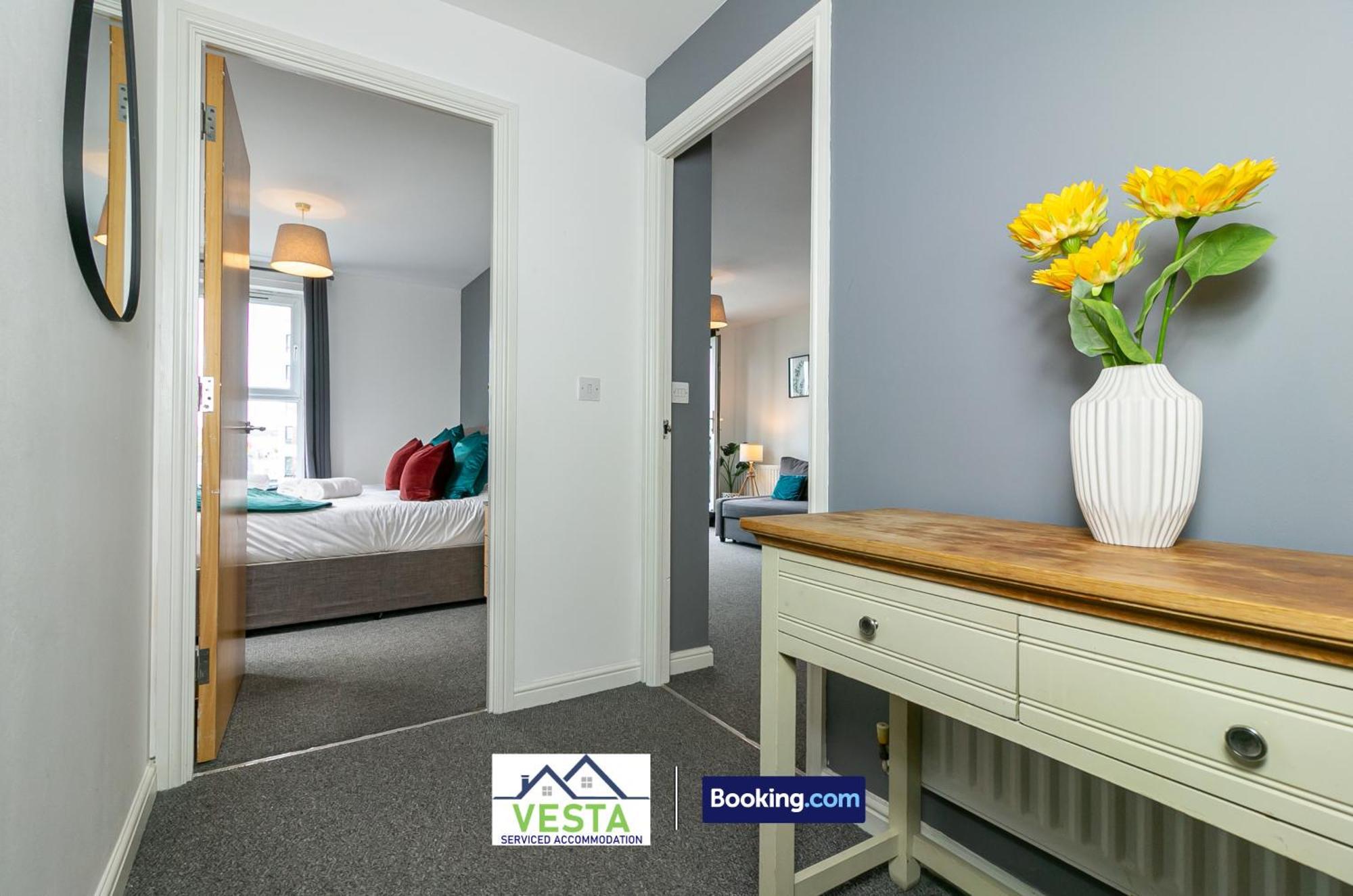 Two Bedrooms Apartment By Vesta Serviced Accommodation & Short Lets Hatfield With Free Wifi Kültér fotó